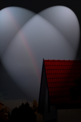 Regenbogen vor der Haustüre