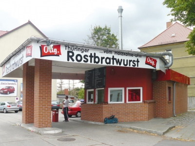 P1020885_Thueringer Rostbratwurst_Stand_Zerbst.JPG