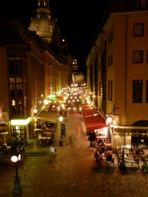 Münzgasse in Dresden bei Nacht