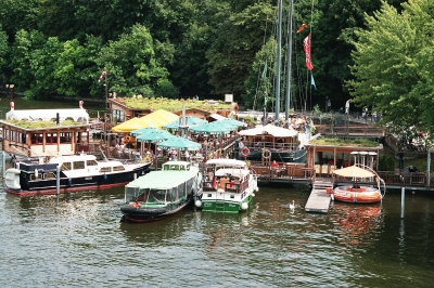 Wassergaststättenkomplex!