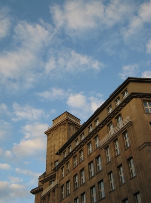 Wolken über dem Haus