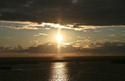 Sonnenuntergang im Hafen von Hirthals