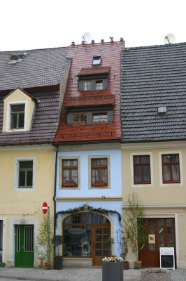 Buntes "Handtuchhaus" in Sachsen