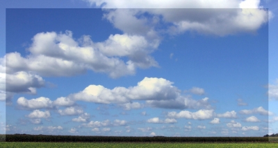 Himmel voller Wolken