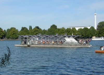 Solarboot auf dem Maschsee / Hannover