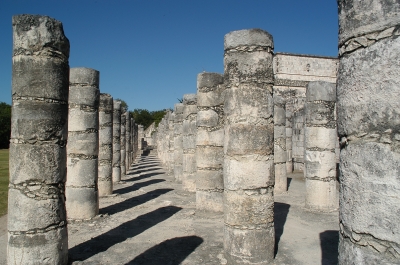 Säulengang der Mayas