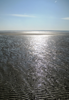 Ablaufendes Wasser im Gegenlicht