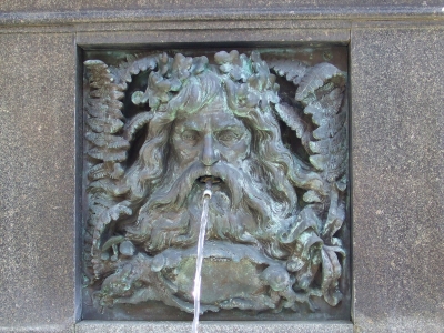 erzherzog johann brunnen graz 3