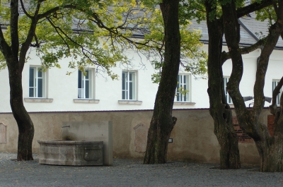 Am Brunnen vor dem...