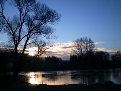 Sonnenaufgang am Mainufer