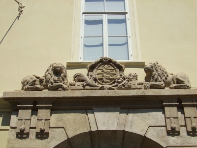 portal detail