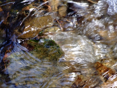 fließendes Wasser