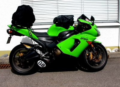 schnelles giftgrünes Motorrad