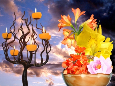 Blumenkorb und Kerzenständer