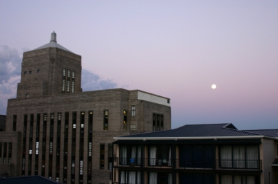 Mond über Kapstadt