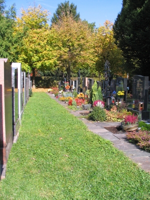 Friedhof in Österreich (2)