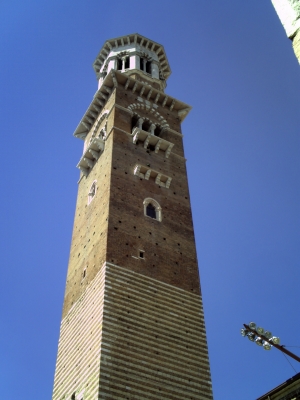 Turm_in_Verona