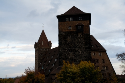 Kaiserburg im Herbst