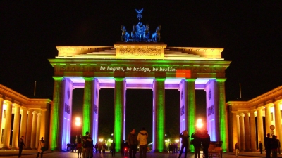 Lichterfreudiges Brandenburger Tor