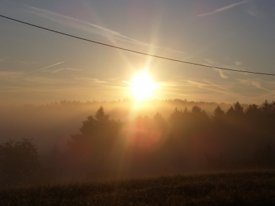 Sonnenaufgang im Nebel