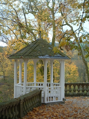 "HerbstLaub e" im Schloßpark