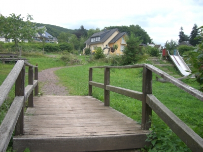 kleine Holzbrücke