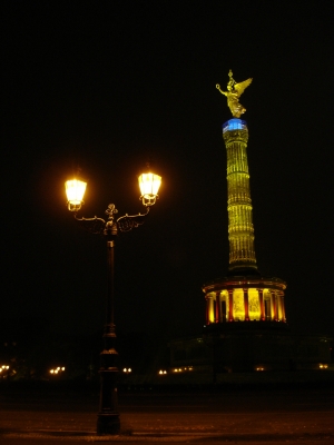 festival of lights berlin siegessäule