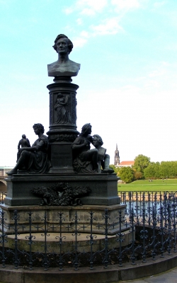 auf der Brühlschen Terrasse in Dresden
