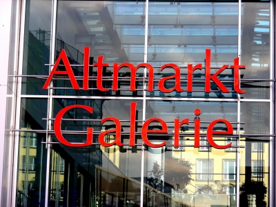 Lichtreklame Altmarkt Galerie in Dresden