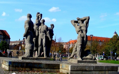 Denkmal in der Lingnerallee in Dresden