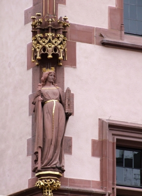 Frankfurt am Main, Rathaus, Statue