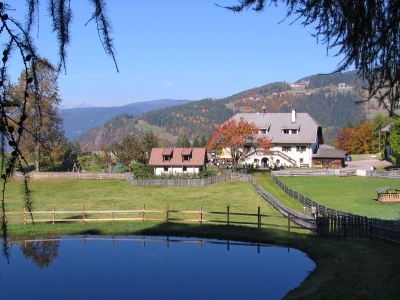 Südtirol: Buschenschank am Ritten