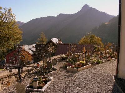 Friedhof an der Dorfkirche