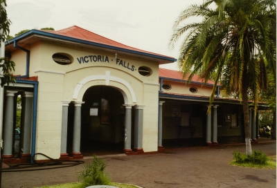 Bahnhofsgebäude von Victoria Falls
