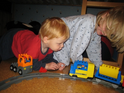 spielende Kinder