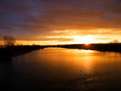 Sonnenaufgang über den Main