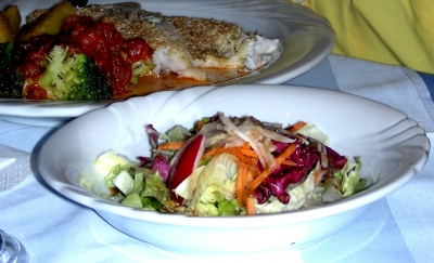 Mahlzeit, Dorade mit Salat