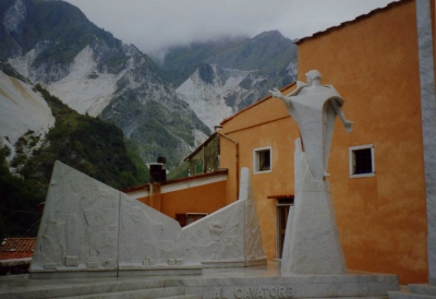 Marmor-Skulptur in Carrara
