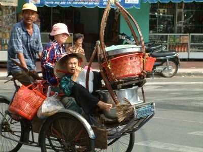 "Taxi" ... vol belanden in Saigon