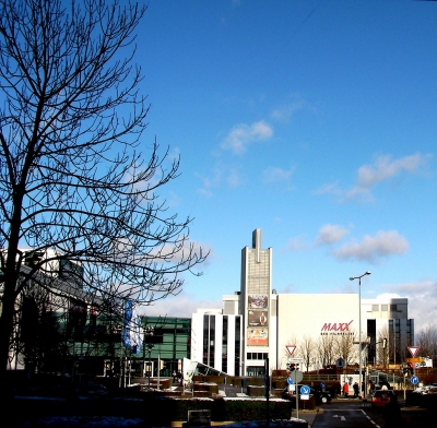 vor dem Si Erlebnis Centrum in Stuttgart