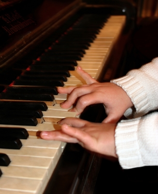 Die kleine Klavierspielerin