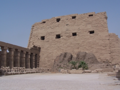 Karnak-Tempel Luxor Ägypten, Eingangstor