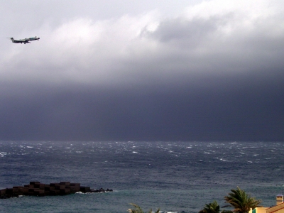 Letzter Anflug auf La Palma vor dem Sturm