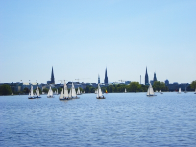 Segelboote auf der Alster