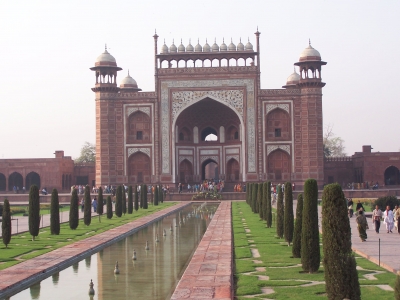 Taj Mahal - Tor vom Innenhof aus