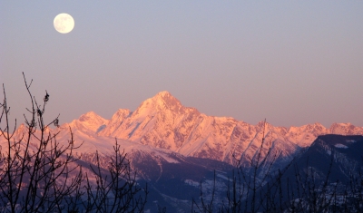 Vollmond über dem Bietschhorn