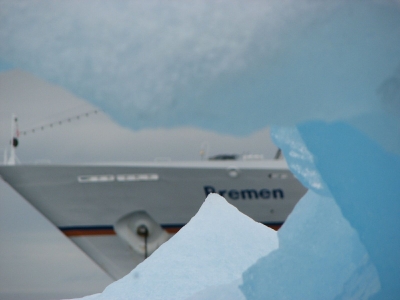 MS BREMEN auf Reede - Spitzbergen