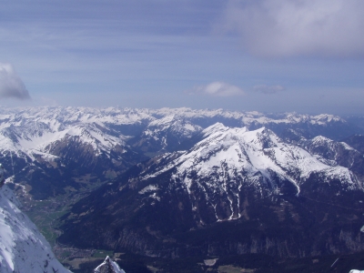 Alpen im Mai