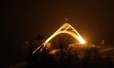 St. Georg Schanze Winterberg bei Nacht