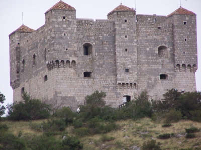 Burg an der kroatischen Küste
